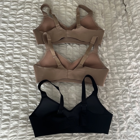 Lululemon Like Nothing Bra 3 PACK with Adjustable Straps and Band - Picture 5 of 7